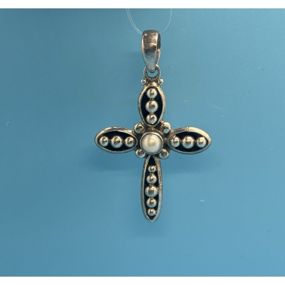 Silpada Sterling Silver Cross with Pearl Credence Pendant S0971 Crucifix 925